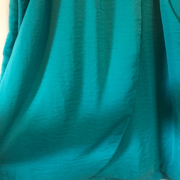 Teal ruffle v-neck winched dress with pockets - Picture 4 of 4